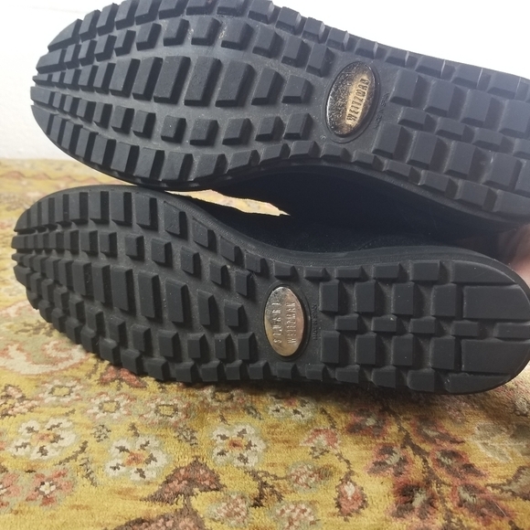 Stuart Weitzman black suede fleece ankle booties boots - Picture 5 of 11